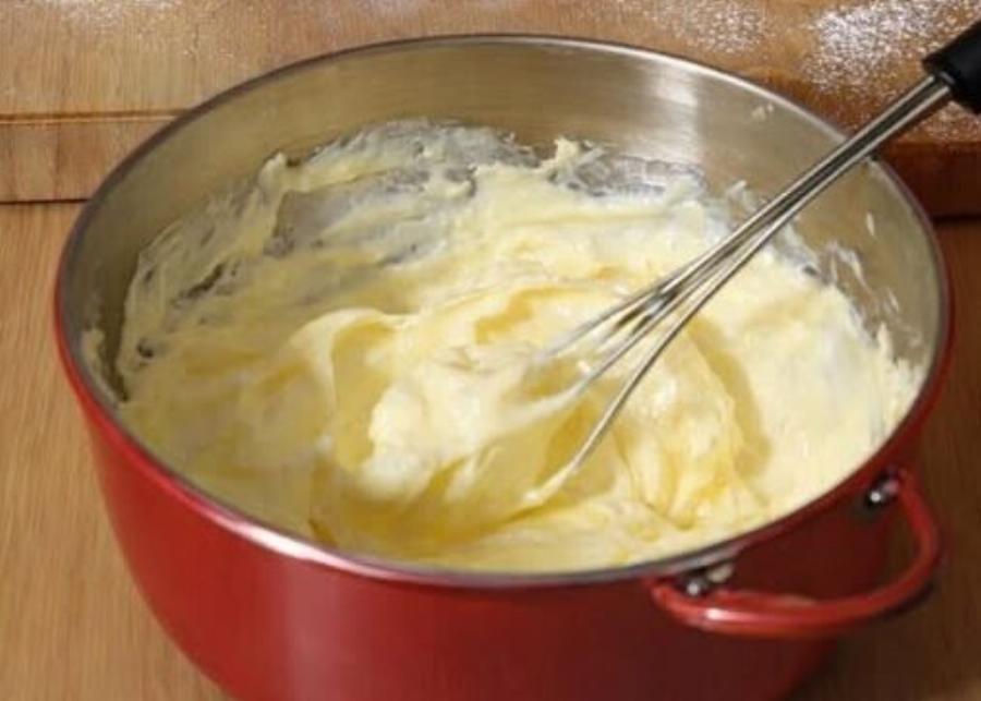 Κομψό Επιδόρπιο Σφολιάτας με Κρέμα Βανίλιας – Απλό & Εντυπωσιακό