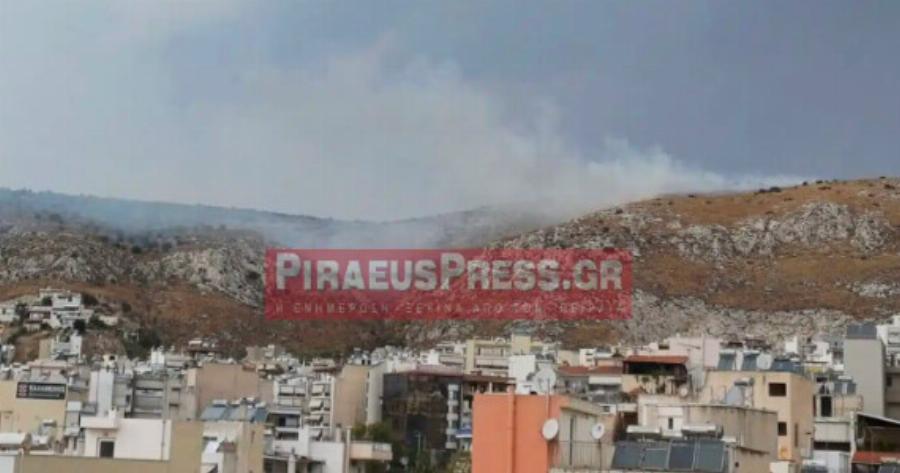 ΕΚΤΑΚΤΟ: Μεγάλη φωτιά τώρα στο Κερατσίνι