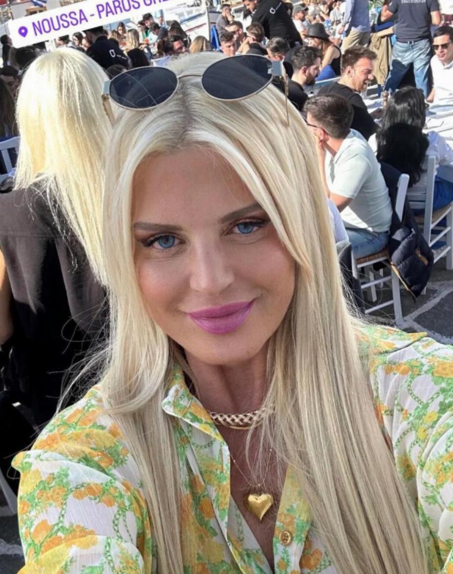 Σάλος με αυτή την φωτογραφία πασίγνωστης Ελληνίδας που δεν αναγνωρίζεται – Όλοι ψάχνουν να βρουν ποια είναι