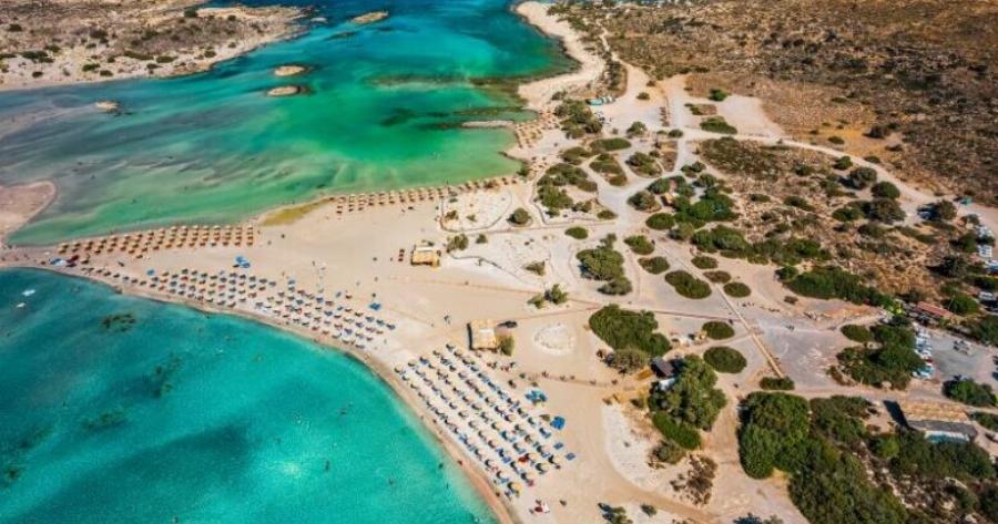 Σύμφωνα με το Tripadvisor, η καλύτερη παραλία του κόσμου για το 2025 είναι ελληνική