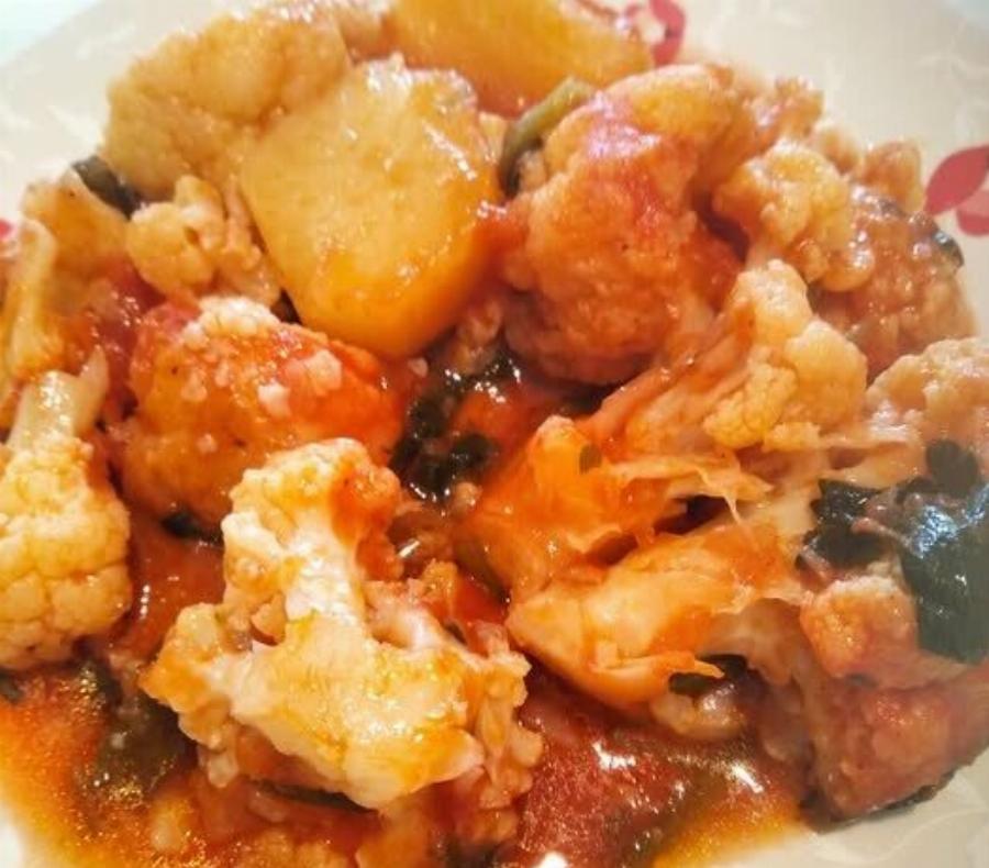 Κουνουπίδι κοκκινιστό που θα φας και δεύτερο πιάτο