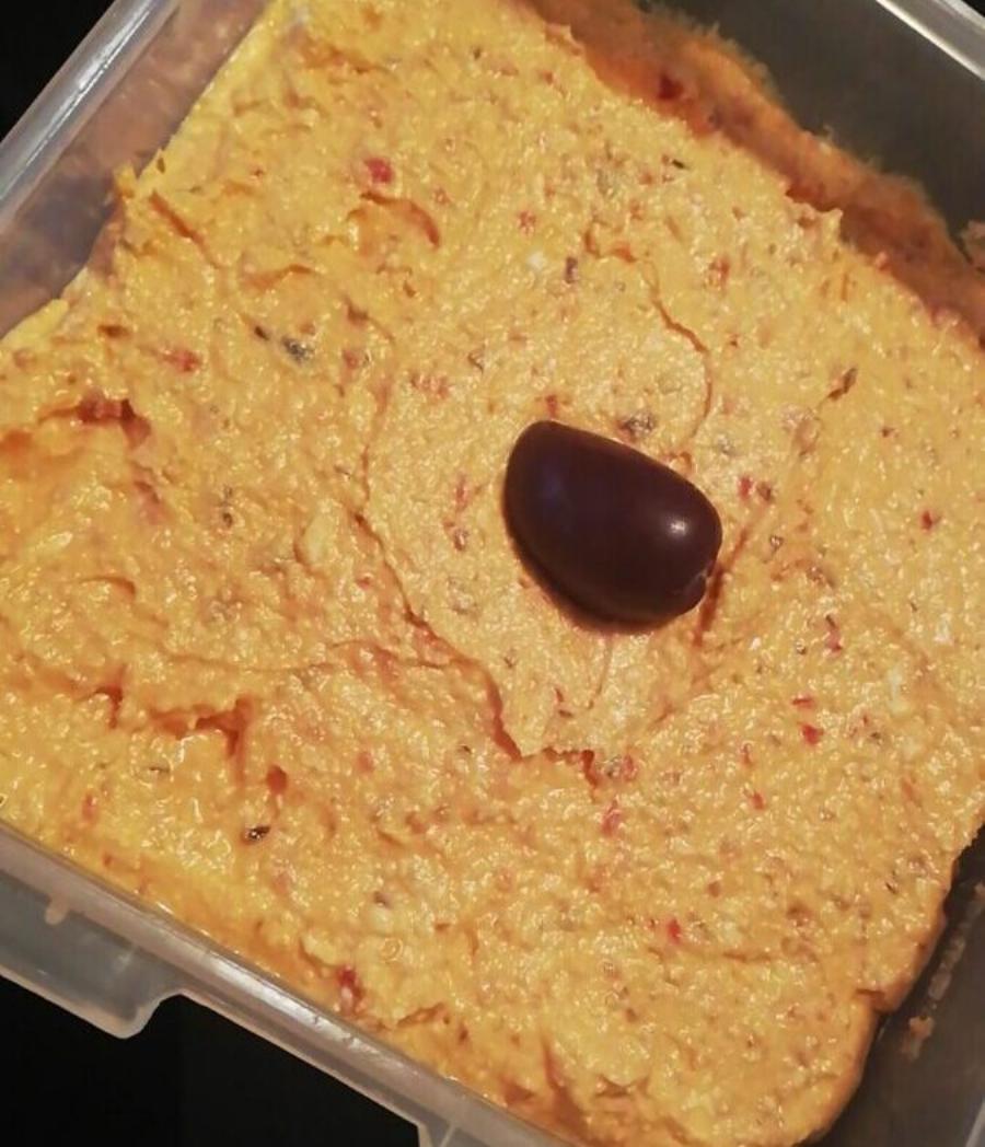 Τυροκαυτερή εύκολη και πεντανόστιμη – Πικάντικη σαν ταβέρνας σε 5 λεπτά