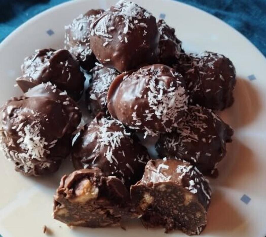 Τρουφάκια που δεν προλαβαίνουν να μπουν στο ψυγείο