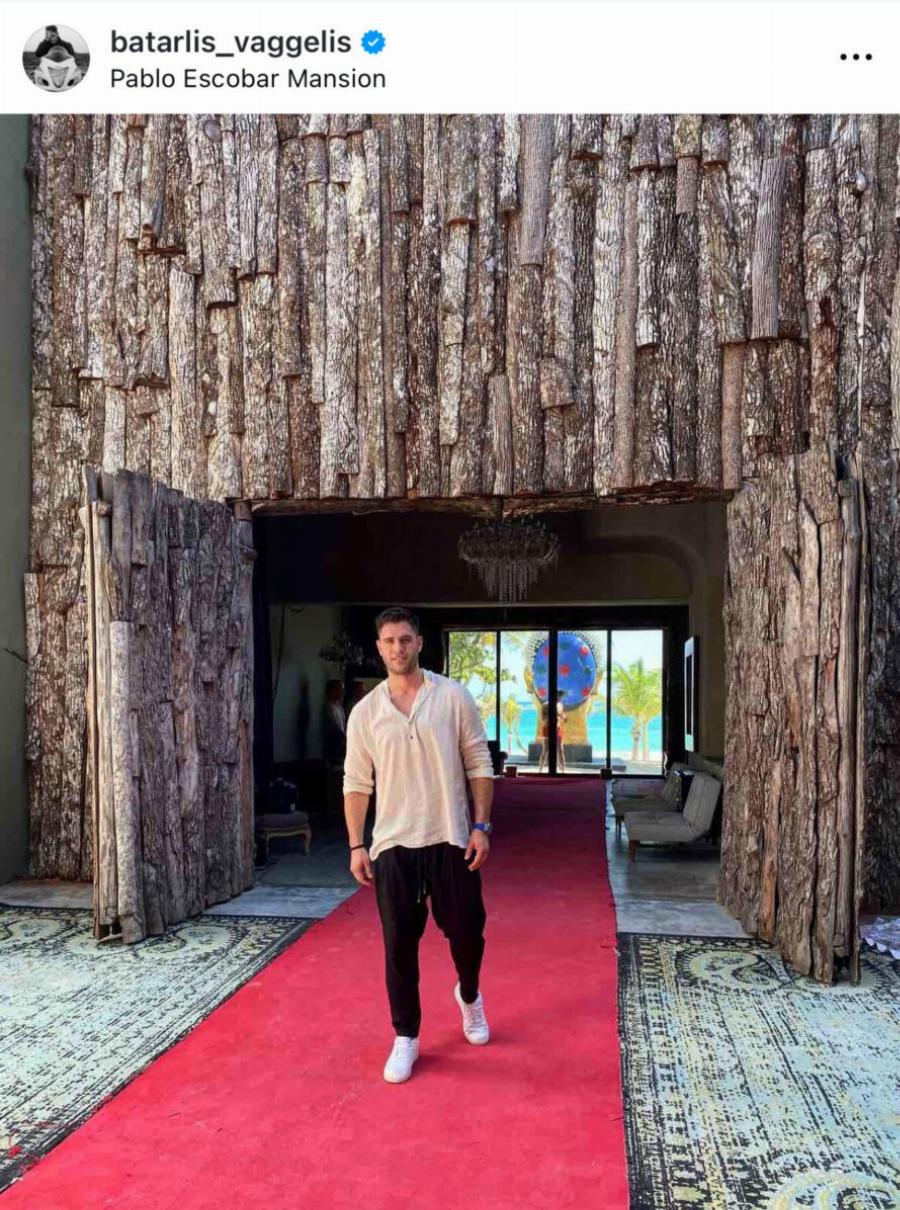 Από ήρωας, στη φυλακή: Ποιος είναι ο Βαγγέλης Μπαταρλής, ο πρώην αστυνομικός και TikToker που συνελήφθη για vαρκωτικά