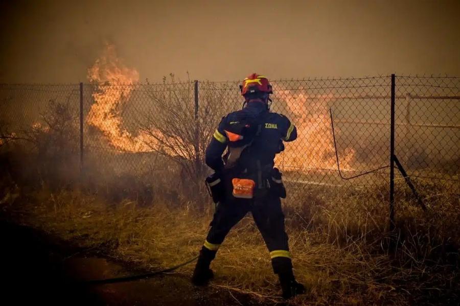 Σε κρίσιμη κατάσταση πυροσβέστης στη χώρα μας