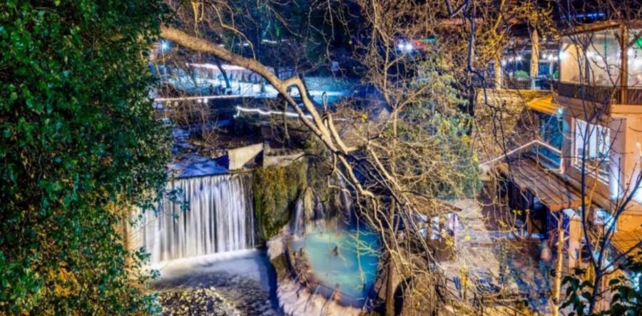 Έρχεται η Παραμυθοχώρα στα Λουτρά Πόζαρ – Το πιο μαγικό χωριό των Χριστουγέννων