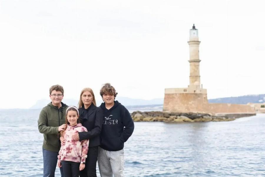 Σέβη Βολουδάκη: Υφυπουργός, δύο χρόνια μετά τον θάνατο του συζύγου της – Πώς έγινε το απόλυτο παράδειγμα γυναικείας ενδυνάμωσης