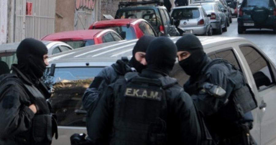 EKTAKTO: Σε σuναγερμό η Γλυφάδα – Έκλεισαν δρόμοι, πανικoς και κατάσταση έκτακτnς ανάγκnς