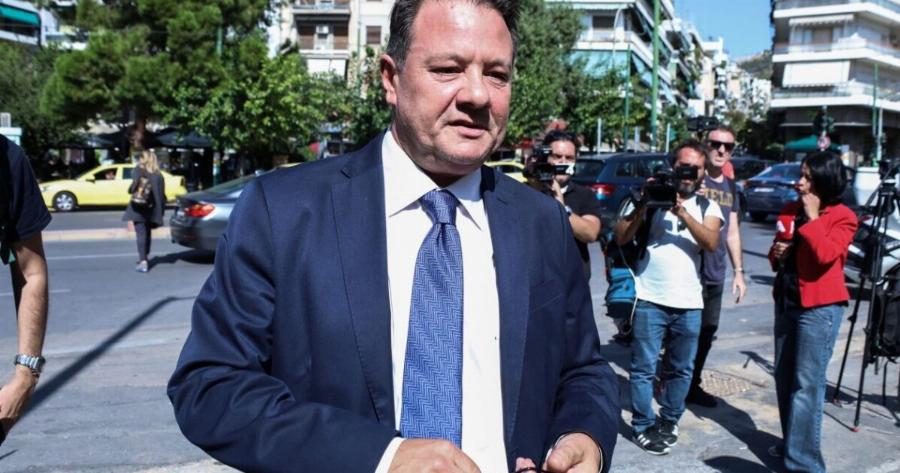 Αυτή είναι η νέα σύντροφος του Απόστολου Λύτρα – Η ρομαντική απόδραση στα Χανιά