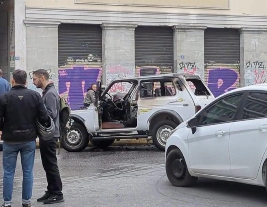 EKTAKTO: Φωτιά τώρα στο κέντρο της Αθήνας – Κλειστοί δρόμοι