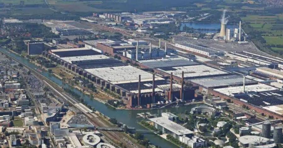 Κλείνουν τρία εργοστάσια πασίγνωστης Αυτοκινητοβιομηχανίας στη Γερμανία – Χιλιάδες απολύσεις