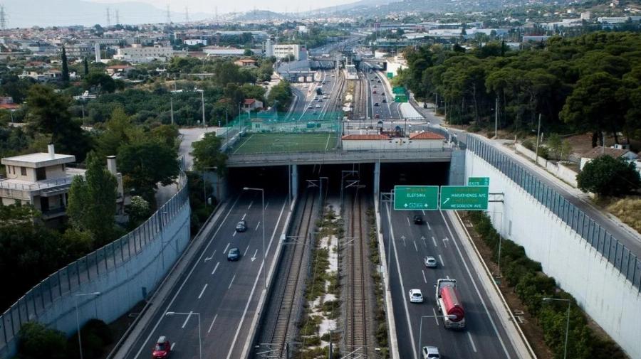 ΕΚΤΑΚΤΟ ΤΩΡΑ ΣΤΗ ΧΩΡΑ ΜΑΣ: ΕΧΟΥΜΕ ΣΥΓΚΡΟΥΣΗ ΛΕΩΦΟΡΕΙΟΥ – ΧΑΟΣ, ΚΛΕΙΝΟΥΝ ΔΡΟΜΟΙ