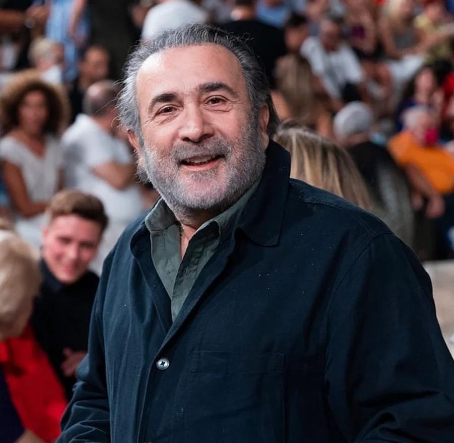 «Χείμαρρος» ο Λάκης Λαζόπουλος μετά την εκπομπή του για τα Τέμπη