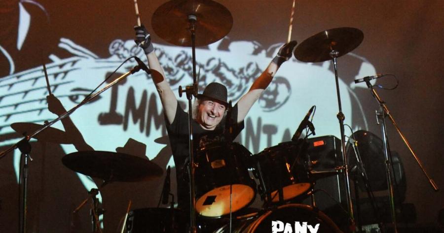 Θλίψη! Πέθανε γνωστός Έλληνας μουσικός – Μόλις ανακοινώθηκαν τα δυσάρεστα