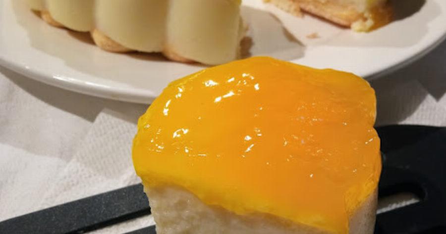 Γλυκό με σαβαγιάρ, κρέμα σιμιγδαλιού και πορτοκάλι – Εύκολη συνταγή