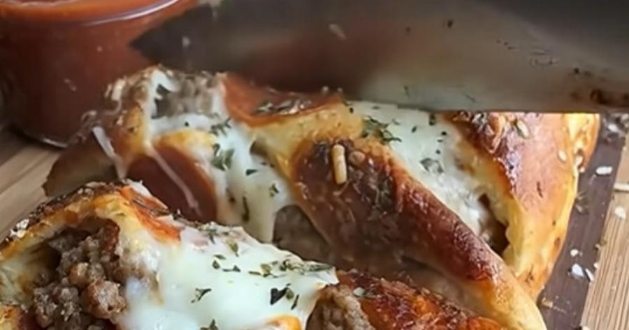 Όταν η γιαγιά μου μου έδειξε το μυστικό για να φτιάξω πίτσα με κρέας δεν περίμενα να είναι τόσο απλό