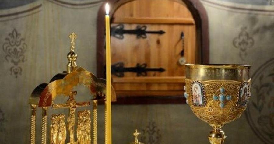 Τι σημαίνει η φράση: Τας θύρας τας θύρας εν σοφία πρόσχωμεν