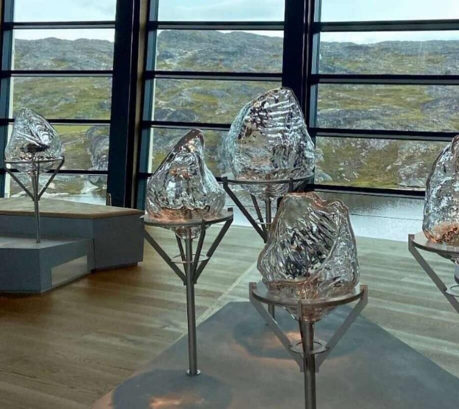 Ίσως η ομορφότερη Ελληνίδα σήμερα: Η εκθαμβωτική κόρη της Εύης Αδάμ, Νεφέλη Λιβιεράτου θυμίζει κούκλα παραμυθιού