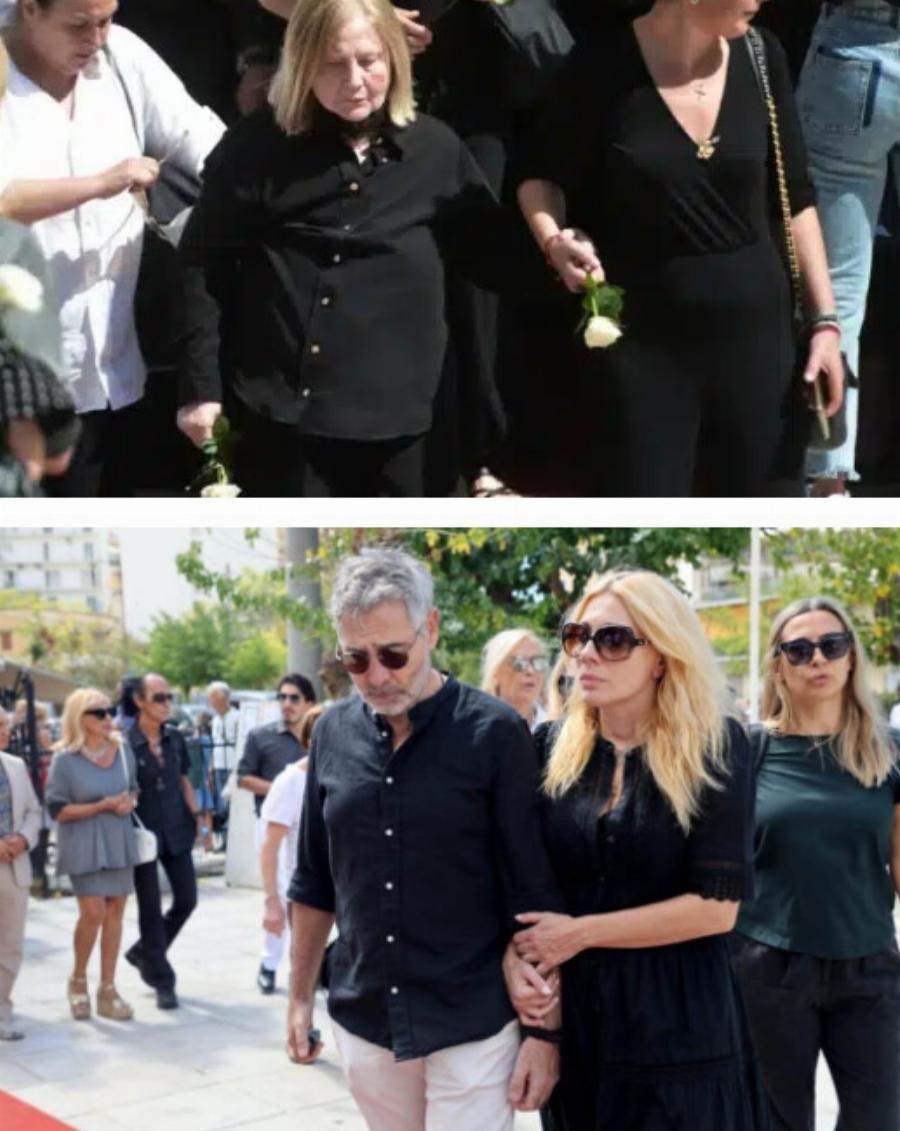 «Μισό αιώνα παντρεμένοι» Υποβασταζόμενη η Τζούλια Αργυροπούλου στο τελευταίο αντίο για τον Ντίνο Καρύδη