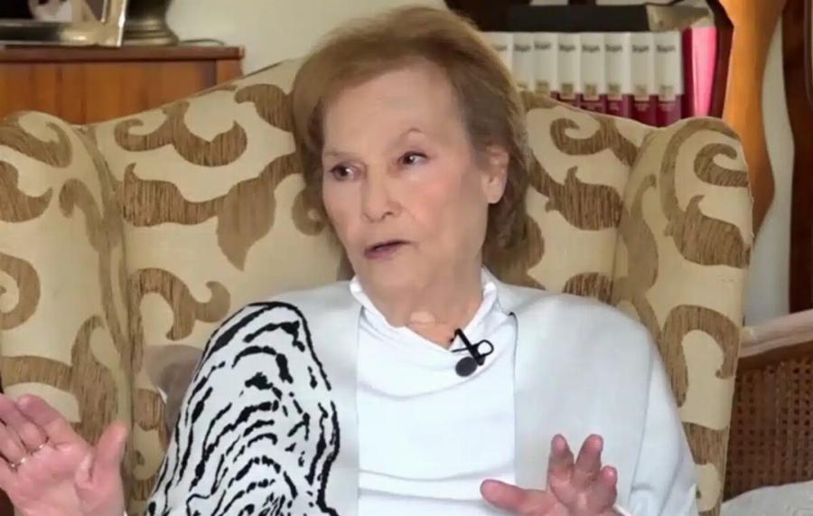 Ελένη Προκοπίου: Οι προσπάθειες για εγκυμοσύνη, η λατρεία του κοινού προς εκείνη, η απώλεια κιλών και η Αγία Ειρήνη