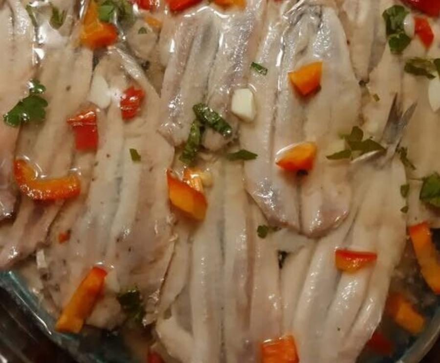 Γαύρος μαρινάτος… ο μεζές που δεν λείπει ποτέ από το ψυγείο