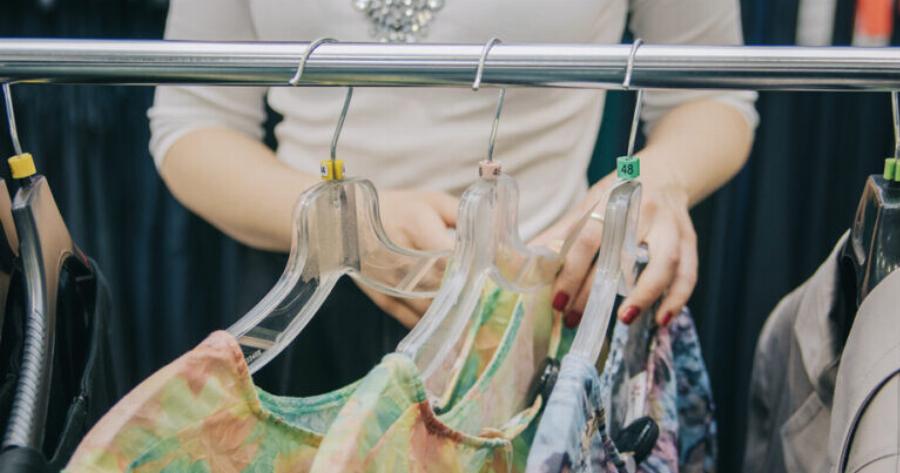 Αυτά τα 3 φορέματα για την Ανάσταση θα τα φοράτε όλη τη σεζόν – Θα σας βγάλουν ασπροπρόσωπες!