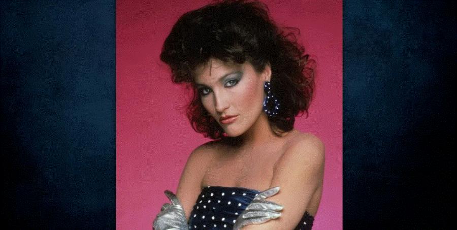 Πασίγνωστή ηθοποιός βρέθηκε νεκρή σε χωράφι