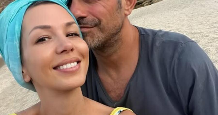 Περιμένουν τον.. Άι Βασίλη, Αλεξάνδρα Νικολαΐδου και Ντέμης Νικολαΐδης: Μεγάλες χαρές στο σπιτικό τους, λίγο πριν τα Χριστούγεννα