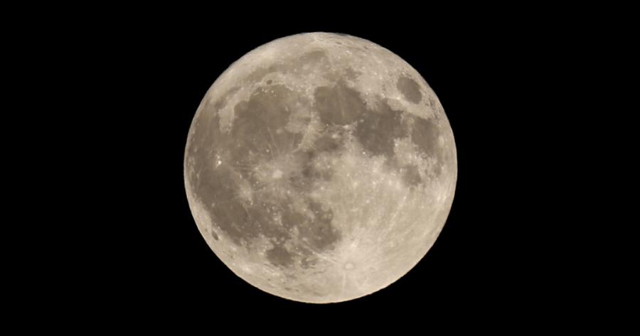 Απόψε το βράδυ θα γίνει κάτι που συμβαίνει μόνο μία φορά τον χρόνο και οι περισσότεροι δεν το καταλαβαίνουν – Δες τι