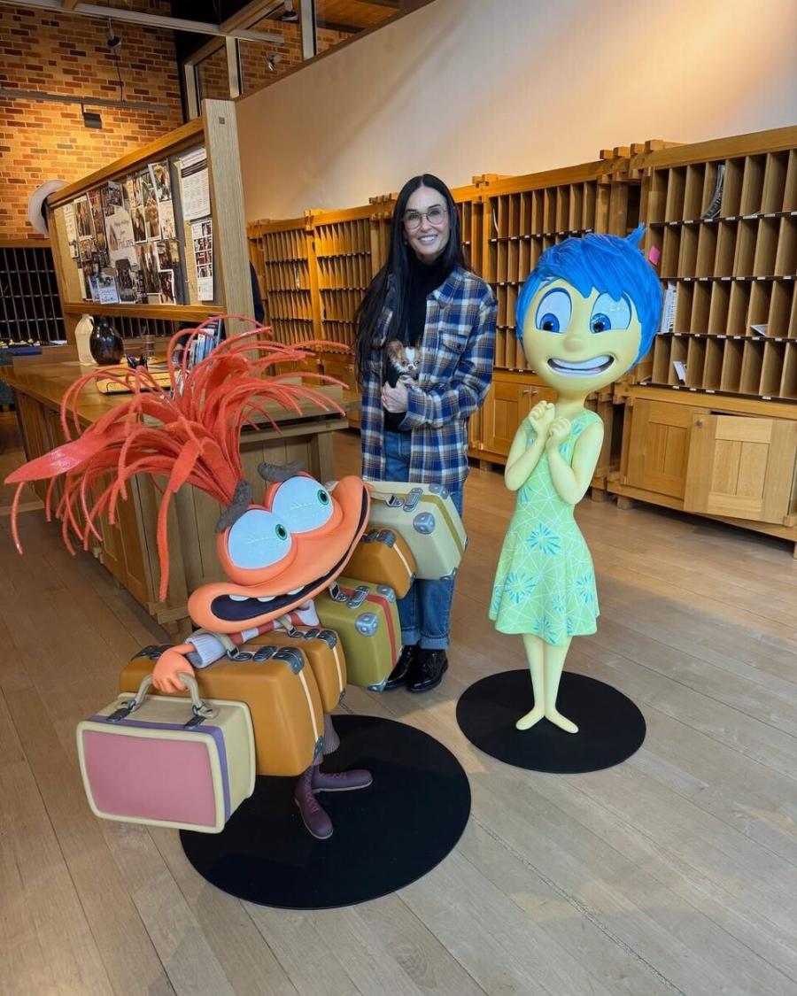 Χαμός με 62χρονη διάσημη ηθοποιό που μοιάζει με 30χρονη