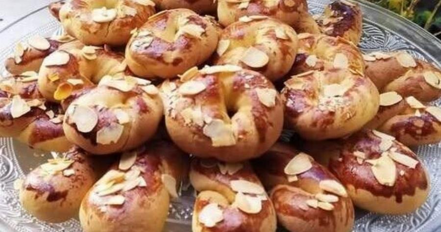 Παραδοσιακά Κουλουράκια Βουτύρου με Αμύγδαλα – Αφράτα & Τραγανά