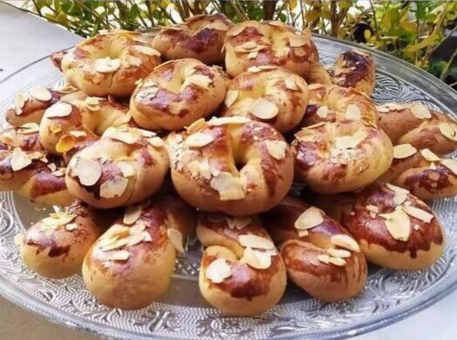 Παραδοσιακά Κουλουράκια Βουτύρου με Αμύγδαλα – Αφράτα & Τραγανά