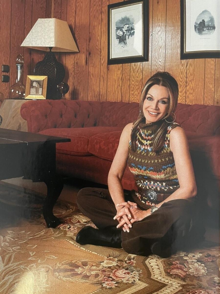 Αγάπη Πολίτη: Η καλλονή μητέρα της Χρυσής Βαρδινογιάννη – Από κόρη τερματοφύλακα του Ολυμπιακού που έγινε «Πρώτη κυρία» στον Παναθηναϊκό