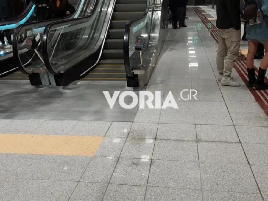 Μετρό Θεσσαλονίκης: Εγκαίνια με κουβάδες – Έσταζε η οροφή