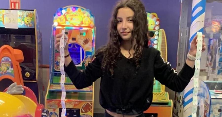 Σοκ: Πέθανε 14χρονη μετά από πλαστική επέμβαση σε στήθη και γλουτούς – Τη χειρούργησε ο φίλος της μητέρας της