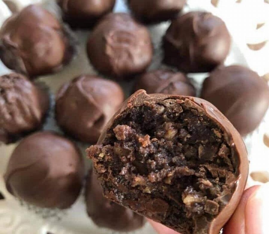 Το έφτιαξα για ένα γρήγορο γλυκό… και τελικά τα φάγαμε όλα πριν καν προλάβουν να μπουν στο ψυγείο