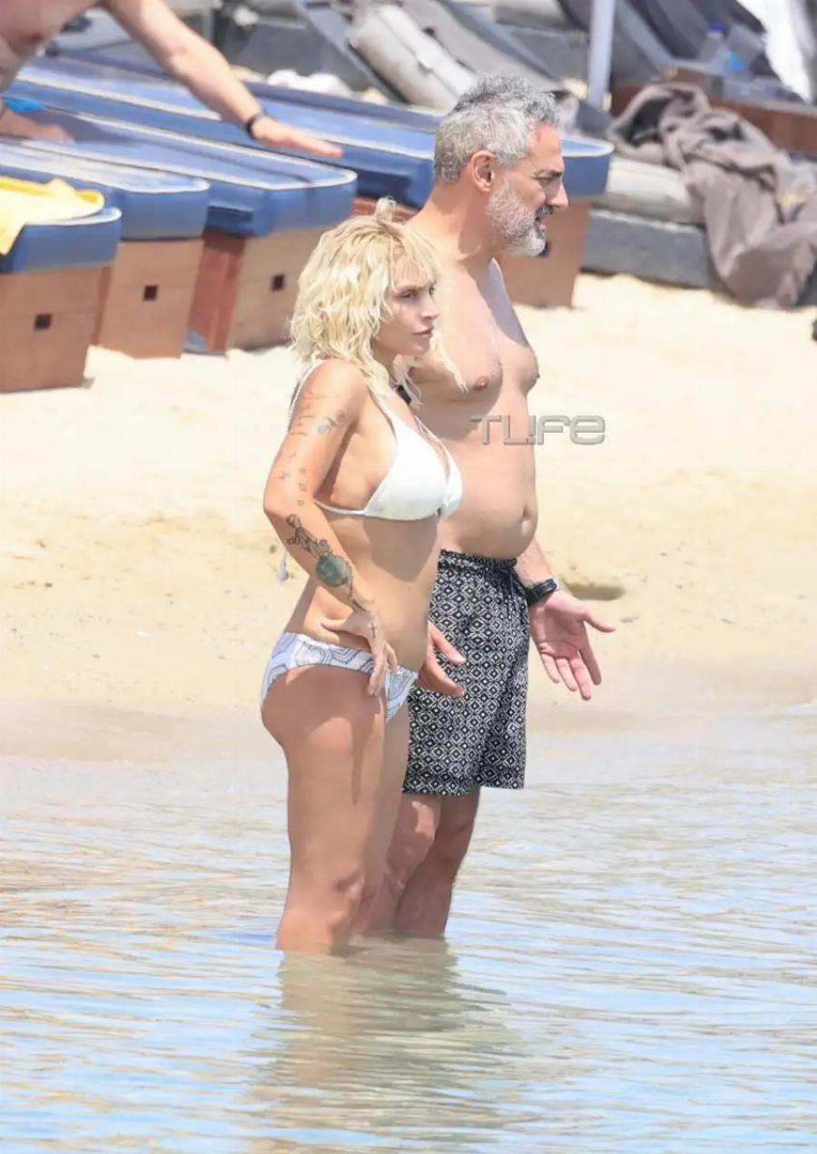 Κορμάρα η Ελεωνόρα Ζουγανέλη σε παραλία της Μυκόνου – Αυτός ήταν μαζί της – Φωτογραφίες