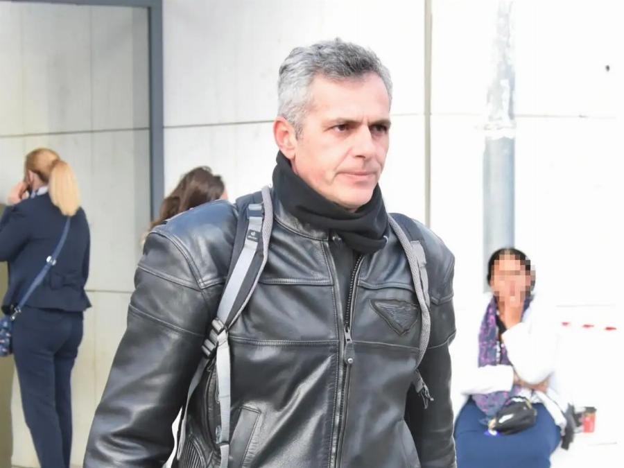 Χαμός με αυτά που είπε ο Μάριος Αθανασίου για τους κουκουλοφόρους στη σημερινή συγκέντρωση στο Σύνταγμα