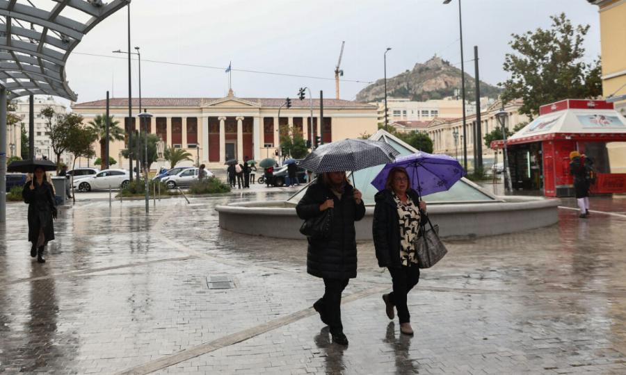 Καιρός: Έκκληση Καλλιάνου για την Αττική και άλλες 10 περιοχές – «Προσέξτε τις μετακινήσεις σας»