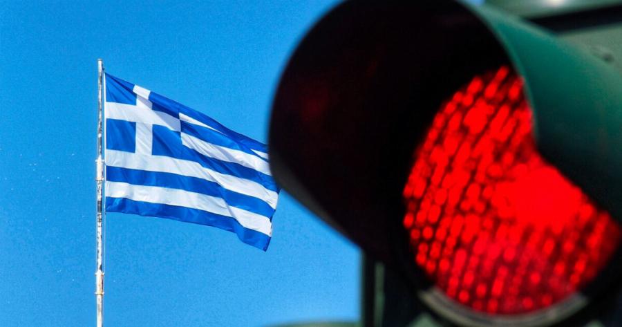 Ανατροπή με το πορτοκαλί φανάρι: Η αλλαγή στον νέο ΚΟΚ για τους οδηγούς