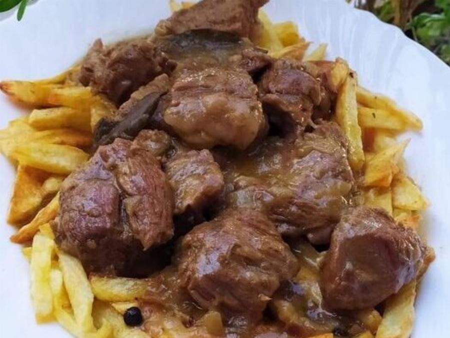 Έτσι γίνεται το μοσχαράκι λουκούμι – εύκολη συνταγή