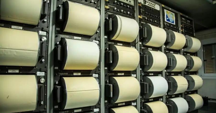 Νέος ισχυρός σεισμός πριν λίγο