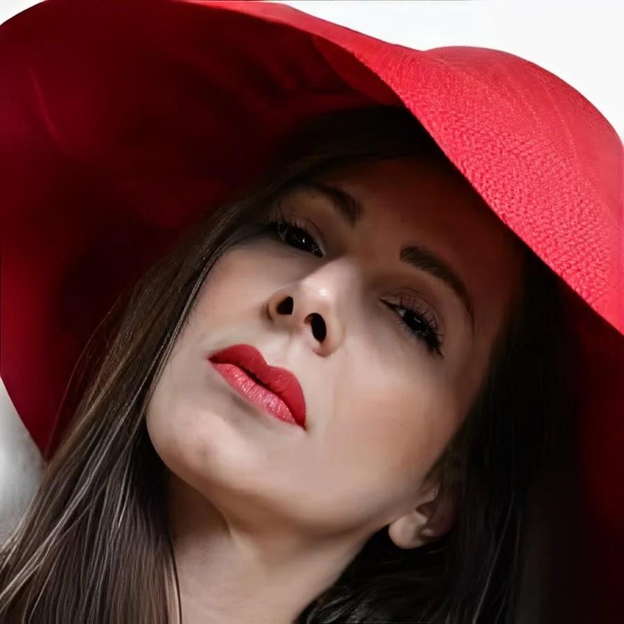 Auτn είναι η 40χρονη Ελληνίδα ηθοποιός που Eπιτέθnκε σε έγκυο και Tpαuμάτισε 35χρονο με κατσαβίδι στον Βύρωνα