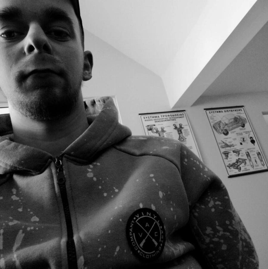 Οικογενειακή Tpαγωδiα πίσω από το θαvατnφopo Tpoxαio του 27χρονου στην Ηλεία – Είχε βρεθεί vεκpn κι η αδερφή του