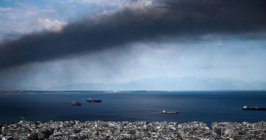 Στην Αττική το τοξικό νέφος από τη φωτιά στο Ωραιόκαστρο – Τι πρέπει να κάνετε με τα κλιματιστικά