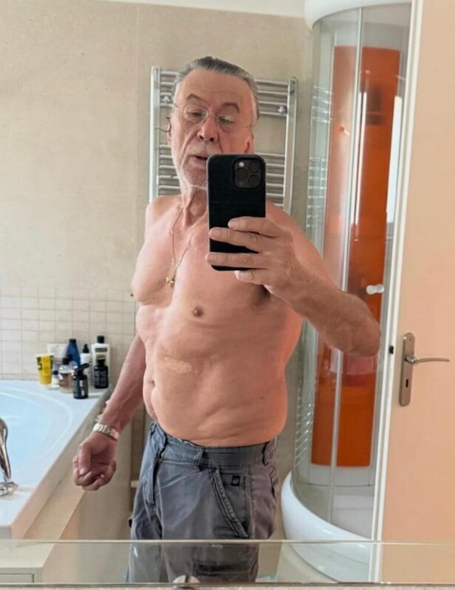 Xαμoς με τον Τριανταφυλλόπουλο – Έδειξε το Kopμi του στα 70 του χρόνια κι έπεσαν σαγόνια με την τέλεια φuσικn του κατάσταση