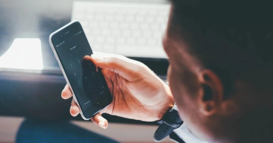 Δίνουν αμοιβή 10.000€ το μήνα για να κλείσετε το κινητό σας – Πως θα κάνετε αίτηση