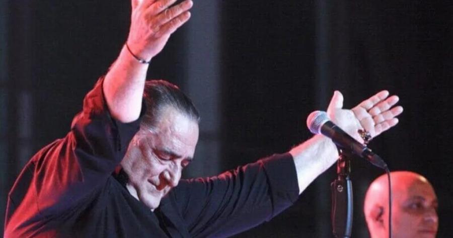 Εστιάτορες Θεσσαλονίκης: Μόνο τραγούδια του Καρρά για τρεις μέρες στα μαγαζιά μας