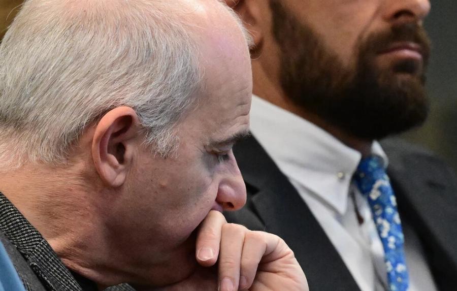 «Κατέρρευσε» ο Αντώνης Ψαρόπουλος μόλις άκουσε το πόρισμα για τα Τέμπη – Έπιανε το κεφάλι του μπροστά στις κάμερες