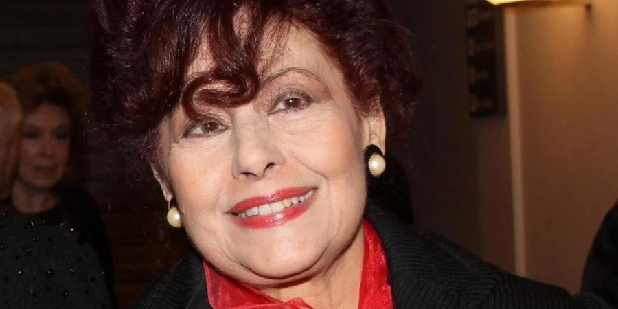 Εσπευσμένα στο νοσοκομείο αγαπημένη Ελληνίδα ηθοποιός – Δυστυχώς διαγνώστηκε με…